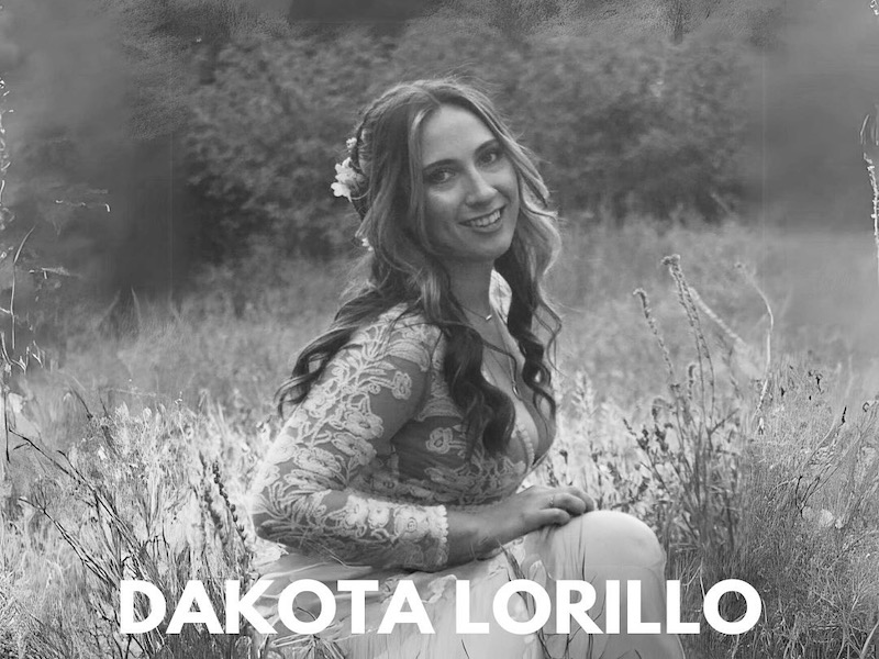 Live Music With Dakota Lorillo